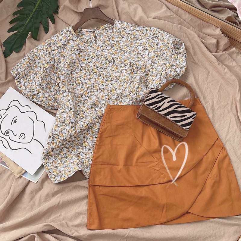 Set áo hoa tay bồng, chân váy cam