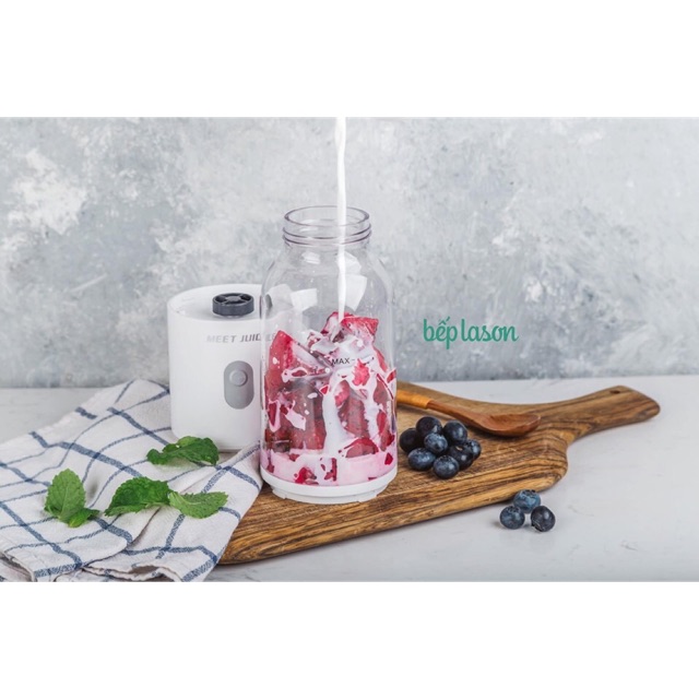 máy xay sinh tố cầm tay