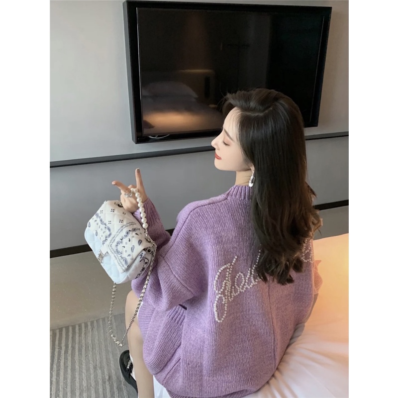 Jane Áo khoác cardigan dài tay cổ chữ V kết trân châu trắng sau lưng áo màu Tím Pátel C223 | BigBuy360 - bigbuy360.vn