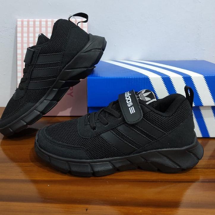 Giày Thể Thao Đen 3.3 SD TK.2,3,4,5 SD. Giày Trẻ Em 7 8 9 10 Tuổi. Giày Sneaker Thời Trang Cho Nam Nữ