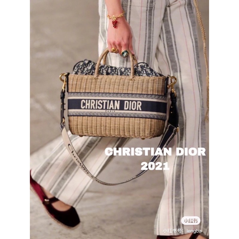 Túi xách nữ Dior CD cói cao cấp kèm theo dây đeo chéo bản mới ra năm 2021