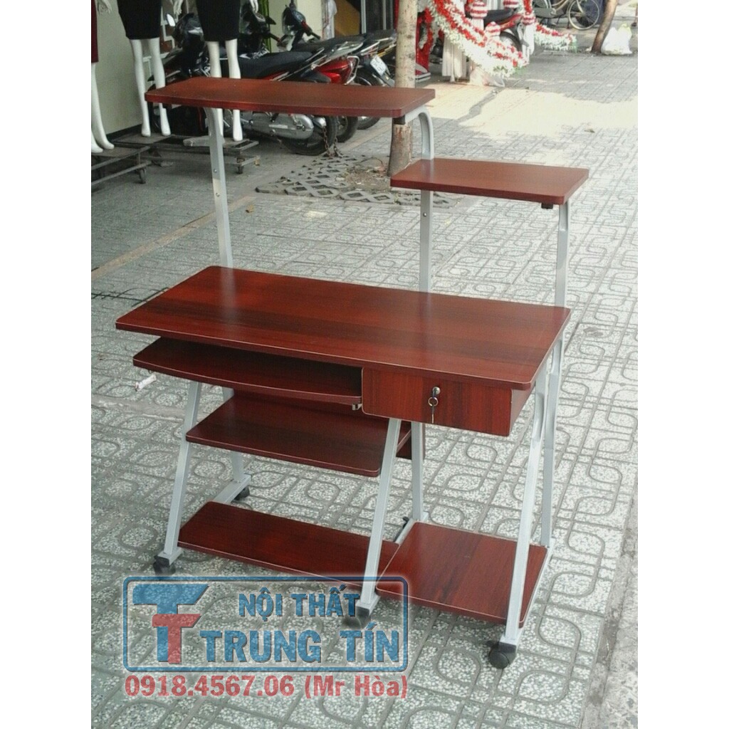Bàn vi tính khung sắt 70 nâu | BigBuy360 - bigbuy360.vn