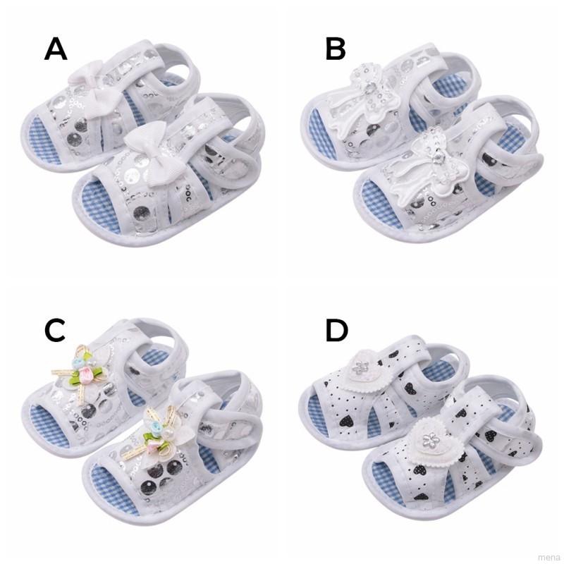 Giày sandal mềm mại thích hợp cho bé gái