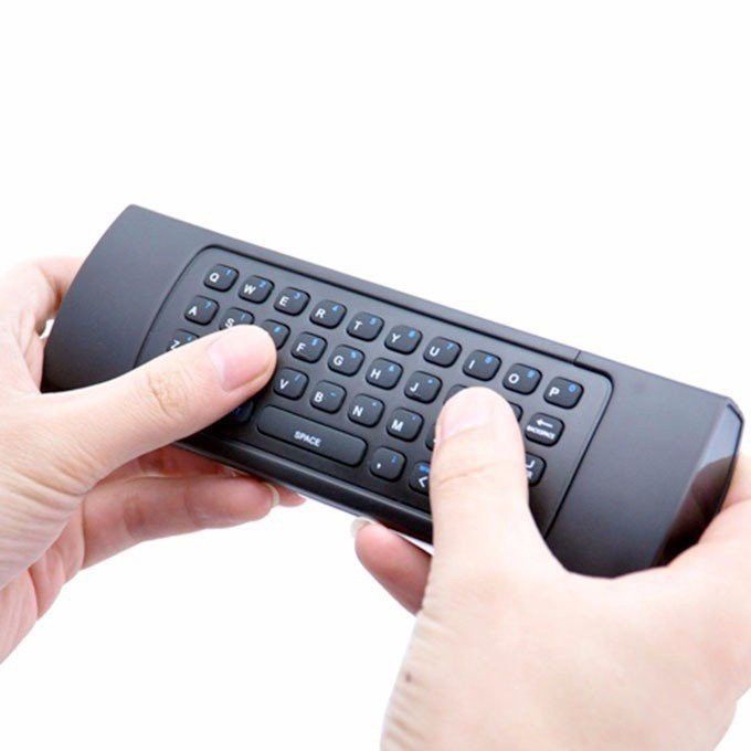 Remote chuột bay điều khiển bằng giọng nói, có bàn phím Qwerty cảm biến trên không KM900