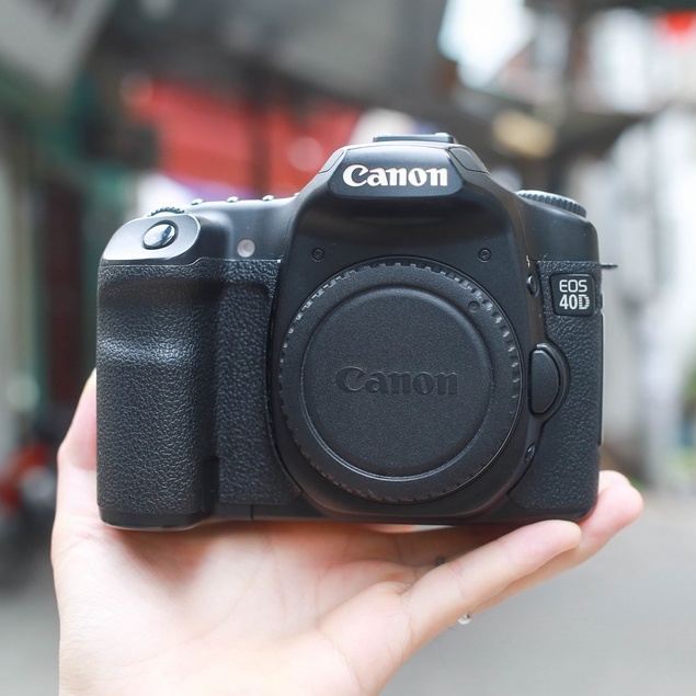 Bộ máy Ảnh Canon EOS 40D kèm ống kính Canon EF-S 18-55mm F3.5-5.6 USM