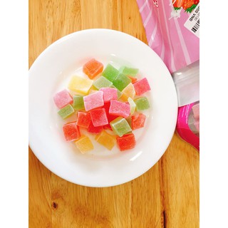 Kẹo Dâu Sữa ( 300g ) ....