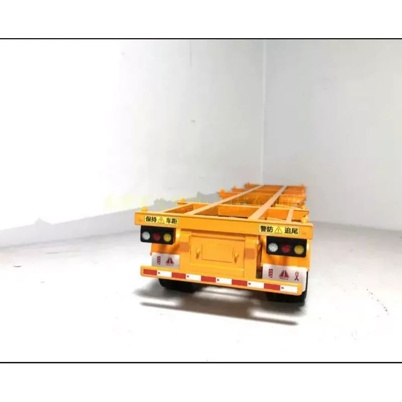 Xe mô hình rơ mooc xương kim loại 1:24