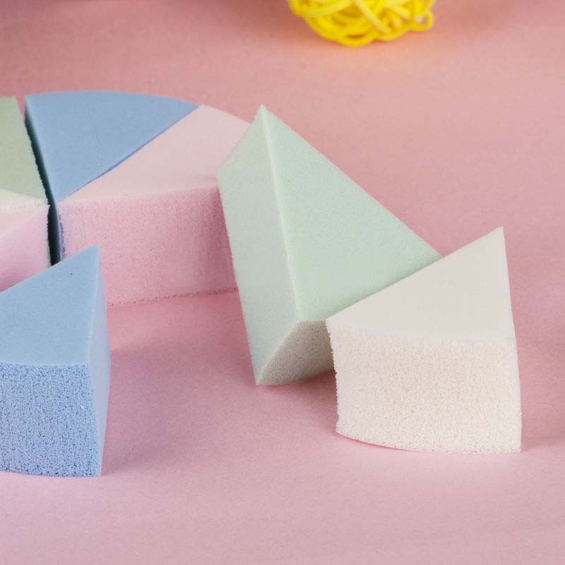 Set 12 bông mút tán kem nền trang điểm hình tam giác mềm mại - Giao màu ngẫu nhiên