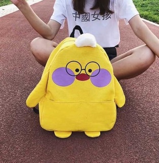 Balo vịt đeo kính