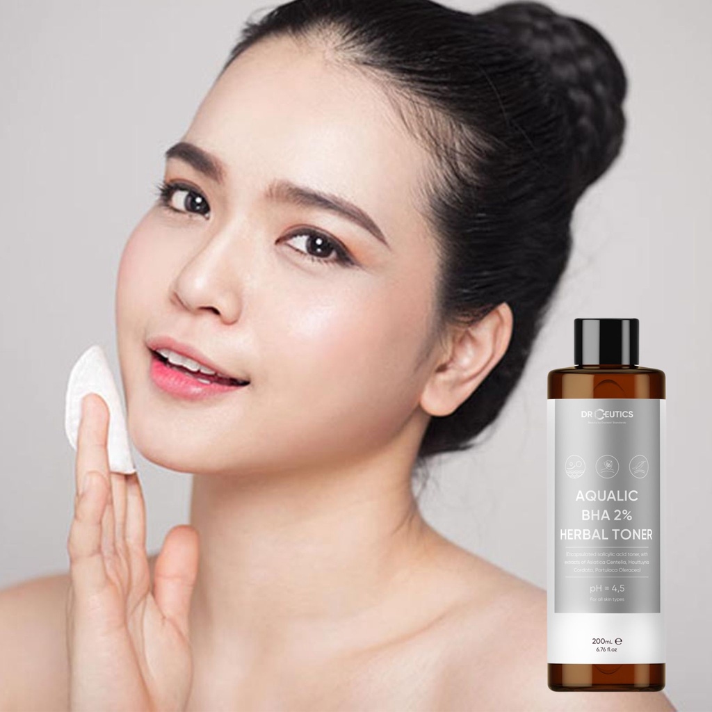 Nước Cân Bằng Da DrCeutics Aqualic BHA 2% Herbal Toner - 200ml