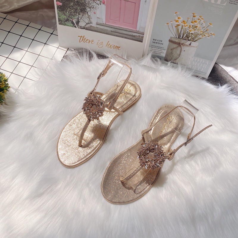 Dép sandal xỏ ngón đi biển đính hoa đá vàng xinh cực ý