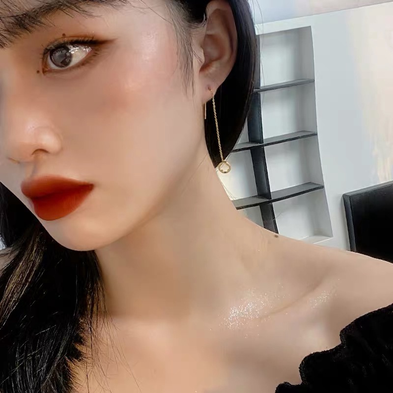 Bông Tai Hình Cỏ Bốn Lá Phối Tua Rua Mạ Vàng 18k Phong Cách Âu Mỹ