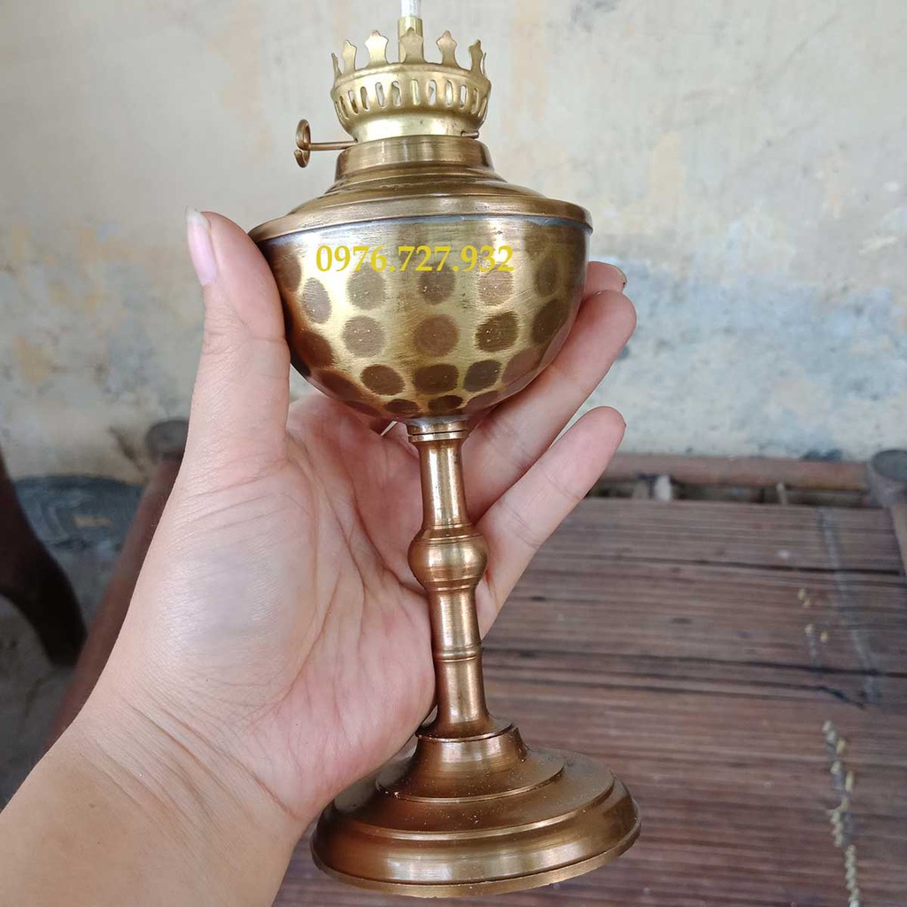 Đèn dầu bằng đồng, đèn thờ bằng đồng