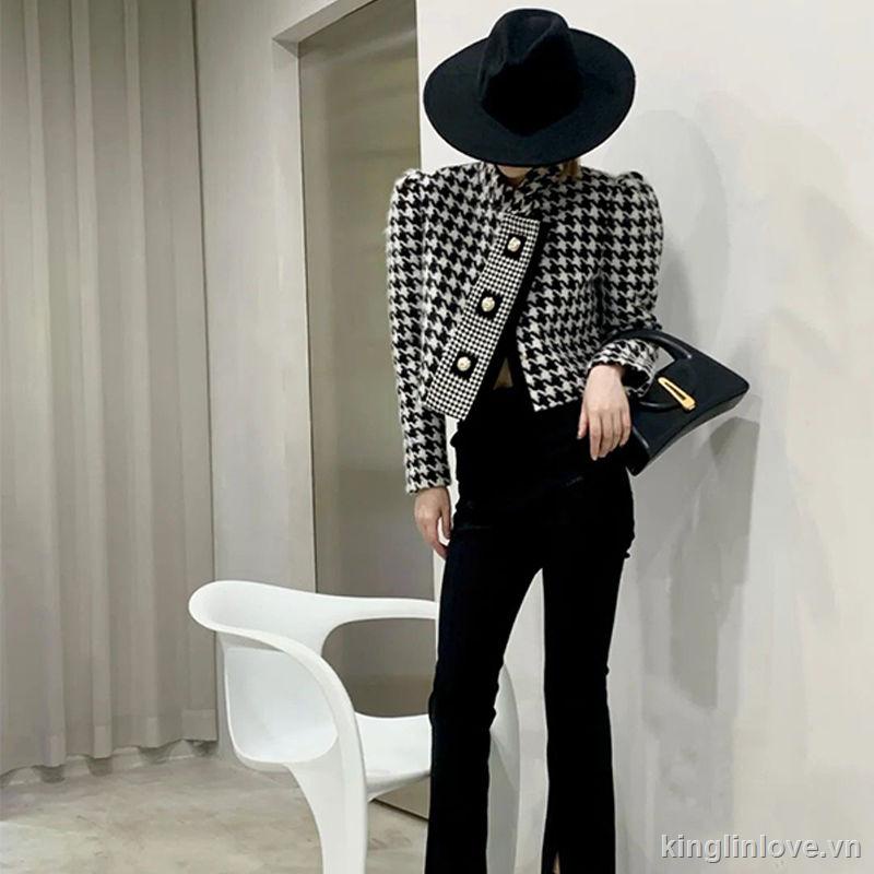 Áo khoác dáng ngắn phối nút thiết kế mới cao cấp thời trang | BigBuy360 - bigbuy360.vn