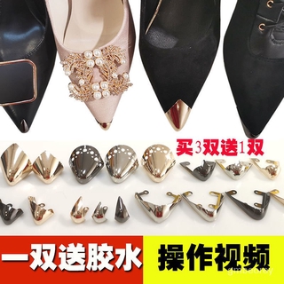 Giày cao gót mũi nhọn chống đá thời trang