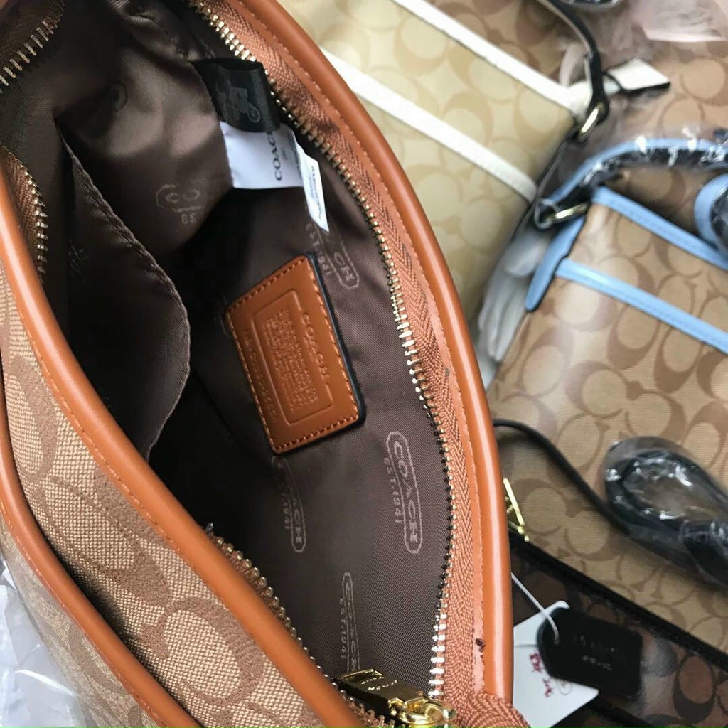 ĐEO CHÉO PHOM NGANG CO ACH 2 KHÓA NHIỀU MÀU