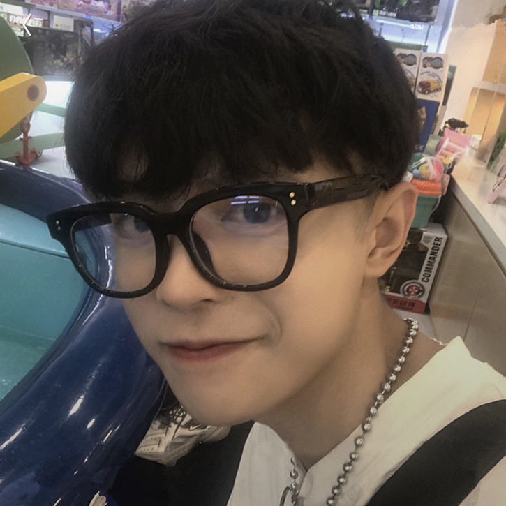 Gọng dày đen đơn giản mới hàn quốc Sydney nhỏ sổ đỏ V nhãn hiệu kính cận thị dẹt gọng kính cận nữ mặt to tròn mỏng