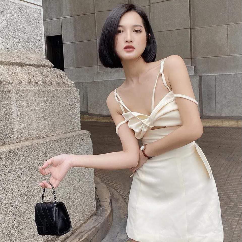 ĐẦM DÂY KAKI CUT OUT SANG CHẢNH - ONEONE DRESS | BigBuy360 - bigbuy360.vn