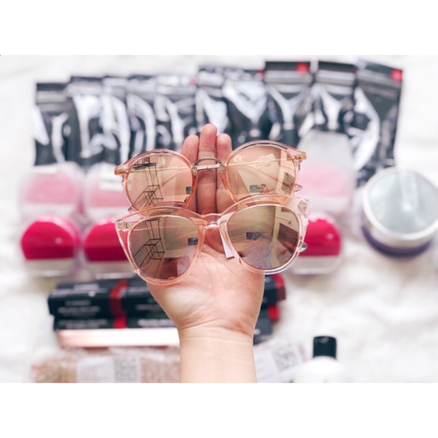 [Có sẵn ] Kính H&M