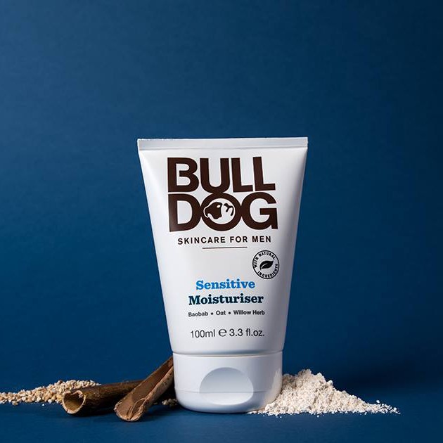 Kem Dưỡng Ẩm Da Mặt Nam BULLDOG Sensitive Moisturiser - 100ml - Hàng Chính Hãng