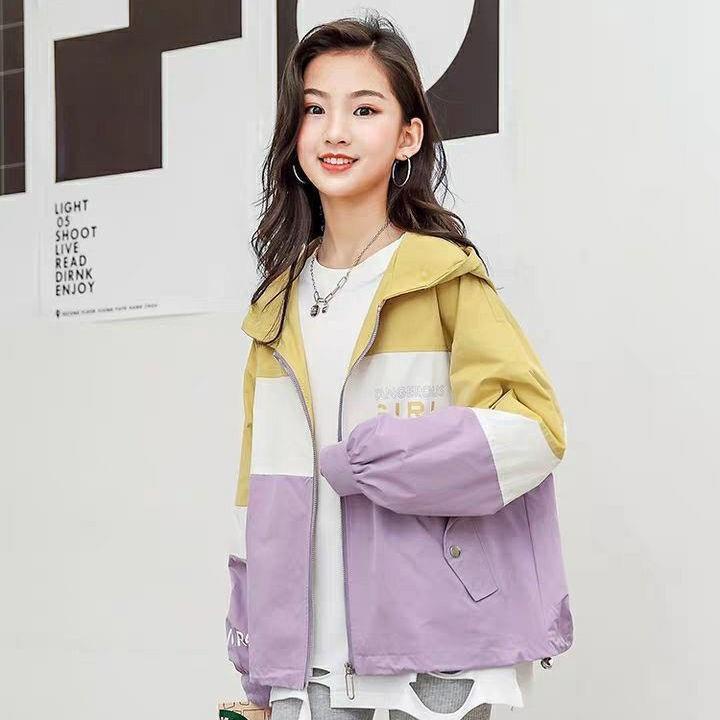 Áo Khoác Gió Có Mũ Trùm Dáng Rộng Thời Trang Xuân Thu 2022 Mới Phong Cách Hàn Quốc Cho Bé Gái