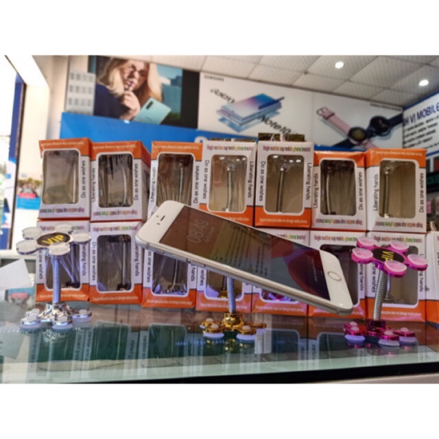 Đế hít điện thoại hình bông hoa