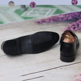 Giày Tây 3 Sọc Đã May Đế Màu Đen