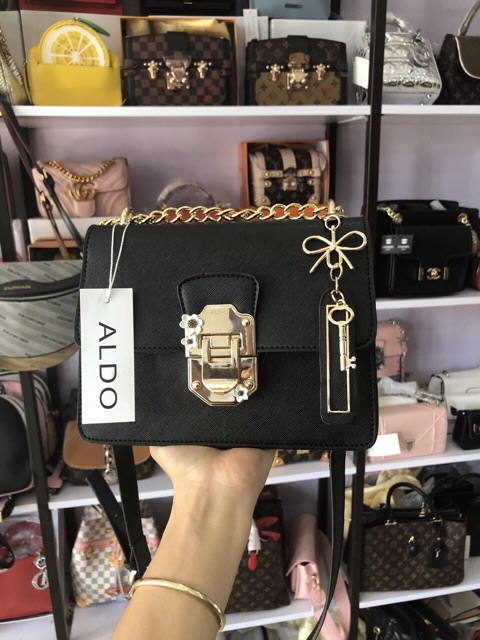 Túi xách ALDO kèm theo phụ kiện