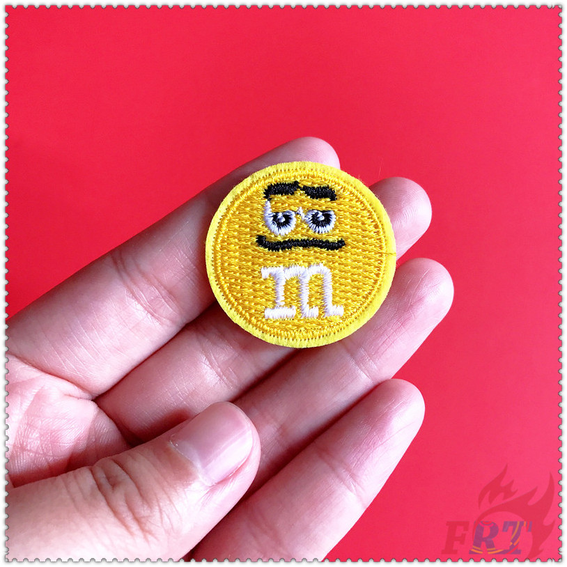✿ Thương Hiệu Thời Trang: Miếng Vá Sắt M &amp; M ✿ 1 Sticker Ủi Thêu Hình Huy Hiệu