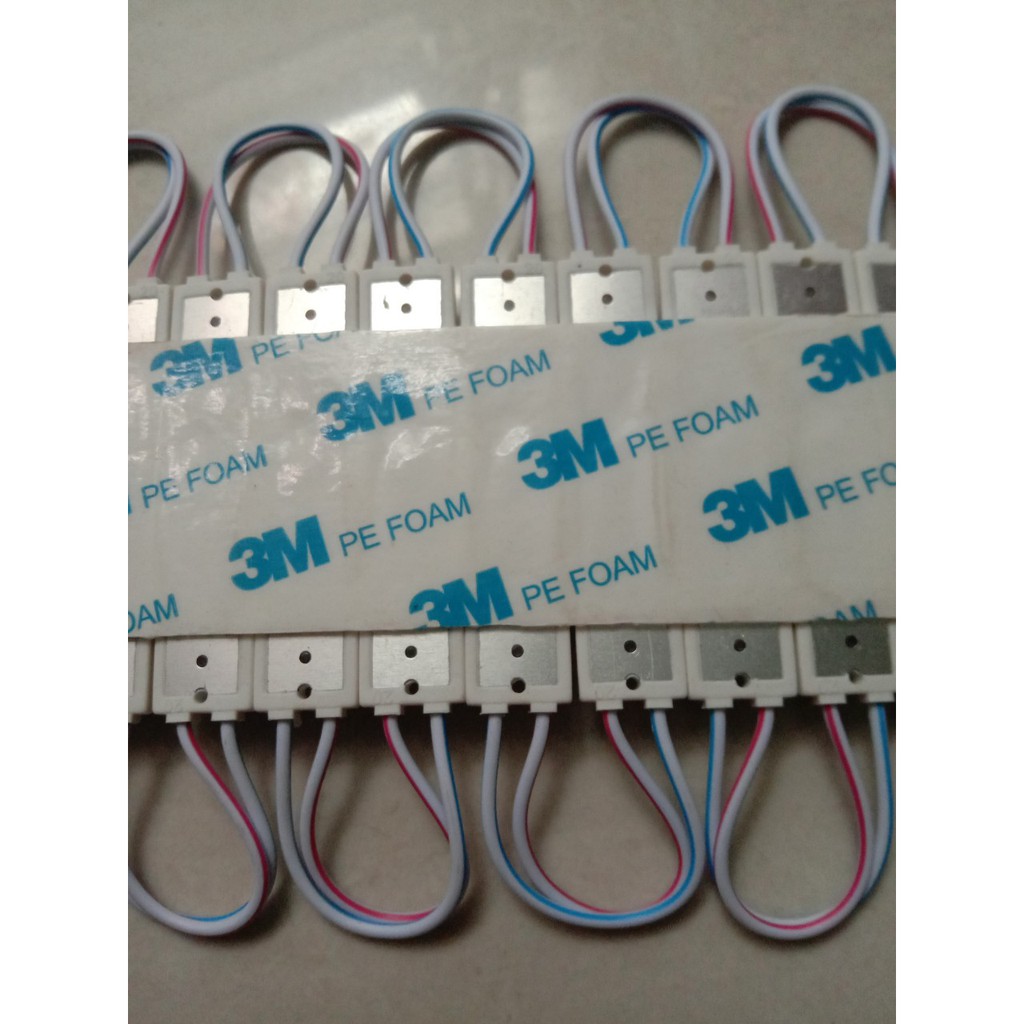 Đèn LED Hắt 3 bóng 6113 1.5w Chống Nước dùng điện 12v làm biển quảng cáo,tủ trưng bầy