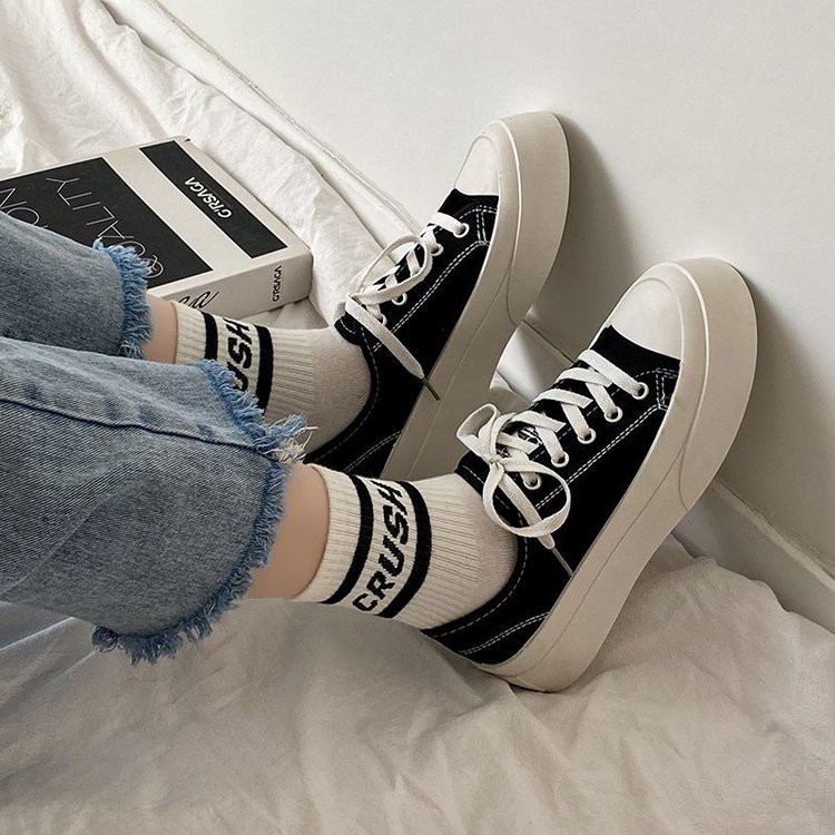Giày thể thao nữ Ulzzang bata đen trắng bò sữa đế bánh mì độn đế vải canvas vintage conver cute | BigBuy360 - bigbuy360.vn