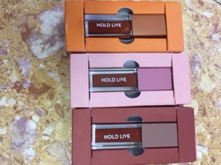 Son HOLD LIVE