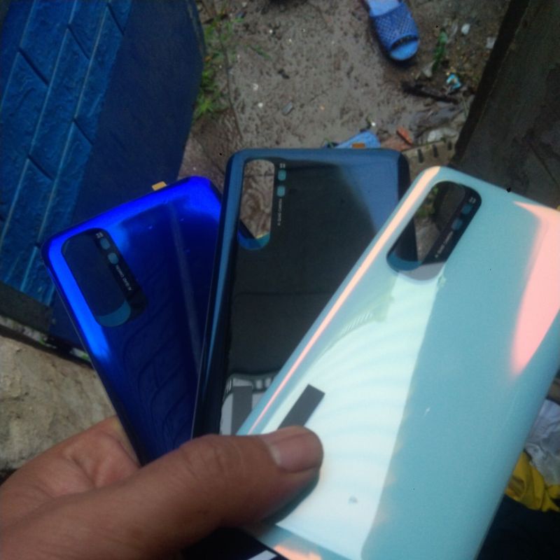 Nắp kính lưng xiaomi Note 10 Lite có màu trong xuốt