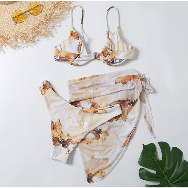 Bộ đồ bơi ba mảnh họa tiết quyến rũ cho nữ