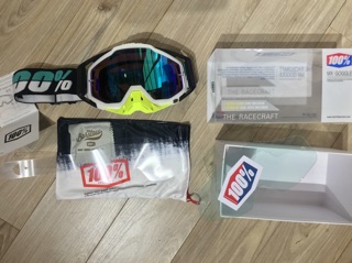 Kính cào cào fullbox