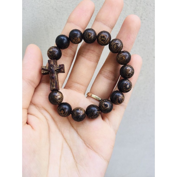 Vòng Đeo Tay Trầm Sánh Chìm Mix Thánh Giá