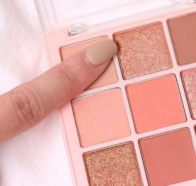 BẢNG PHẤN MẮT 9 Ô PEACH C SOFT MOOD EYESHADOW PALETTE