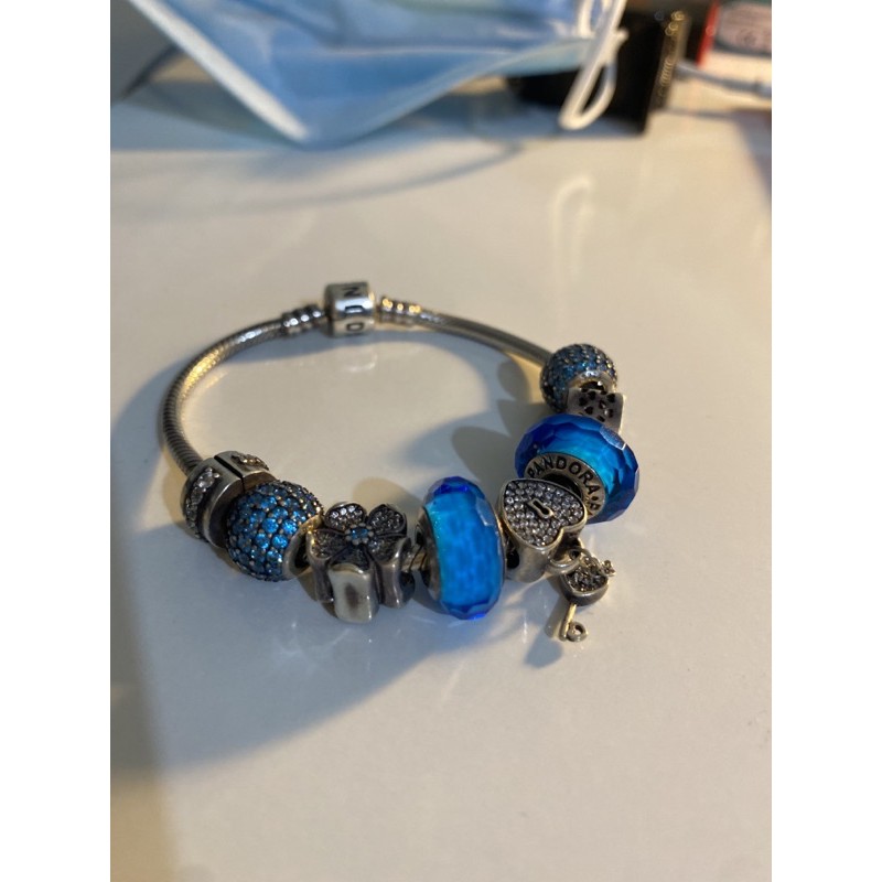 Charm Pandora