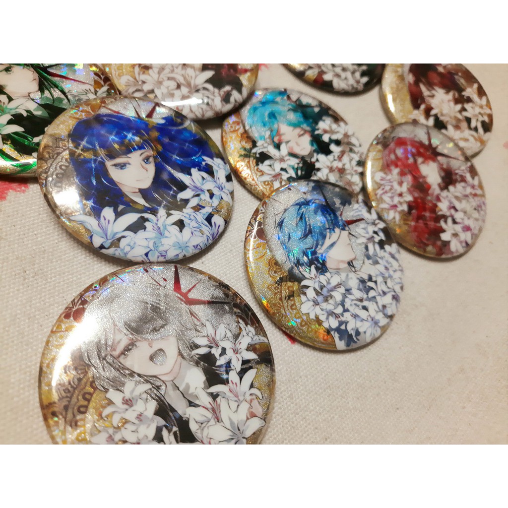 Huy hiệu deLUXE Houseki no Kuni