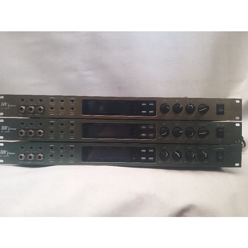 Vang số karaoke dsp9908