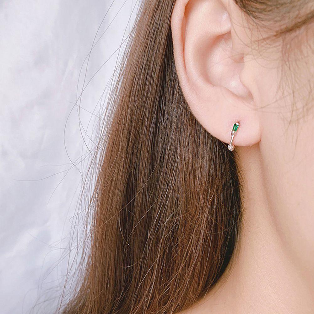 Khuyên Tai Tròn Mini Bằng Đồng Màu Xanh Lá Retro Phong Cách Hàn Quốc Dễ Thương Dành Cho Bạn Nữ