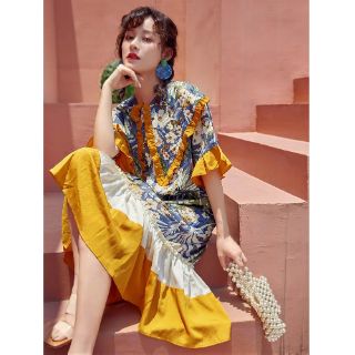 Váy suông đuôi cá phối họa tiết hoa