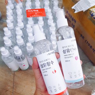 Xịt thơm quần áo Hàn Quốc