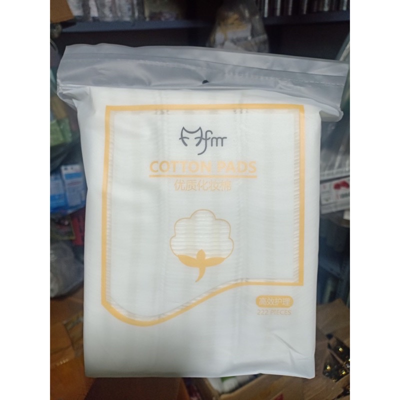 Bông tẩy trang Cotton Pads 222 miếng