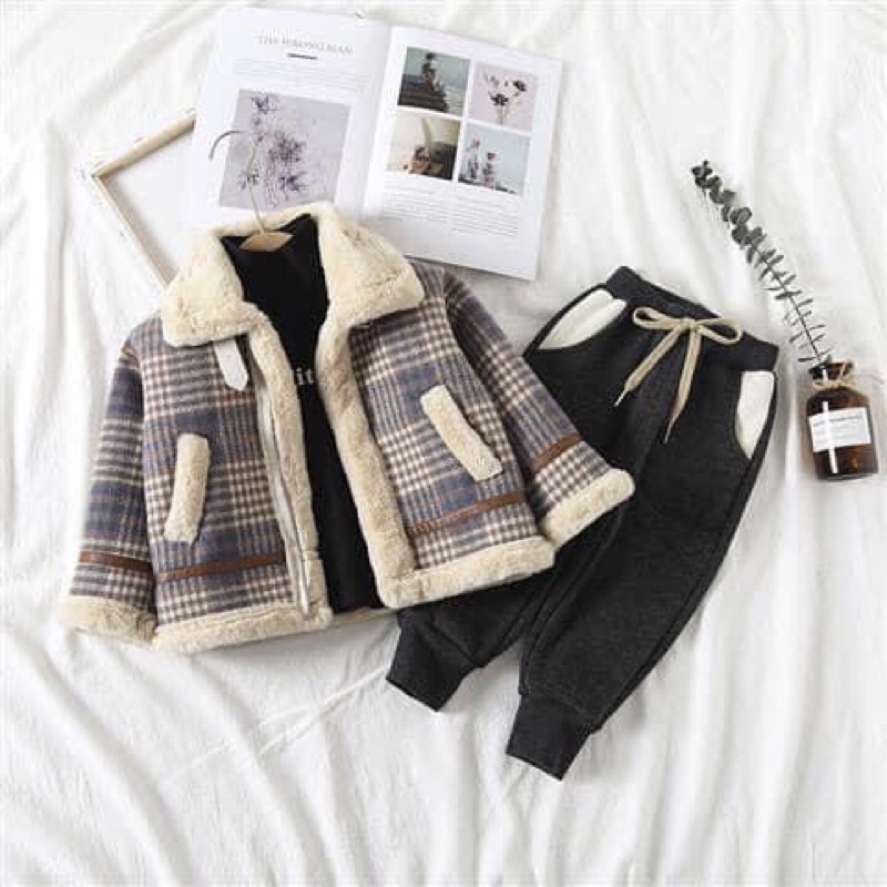 Áo khoác dạ kẻ cho bé