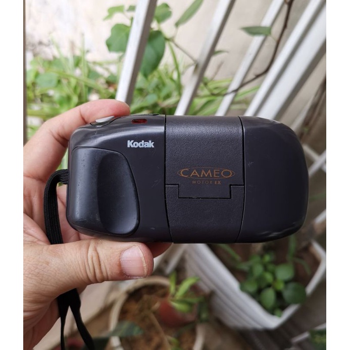 Máy ảnh film 35mm PnS Kodak Cameo thiết kế siêu độc