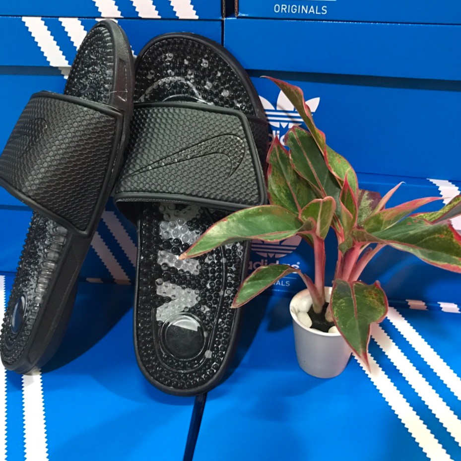 Dép gai massage xk quai dán  - màu đen 183.000đ