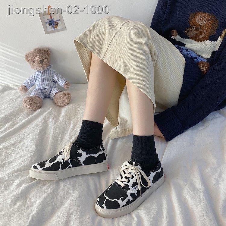 卍Giày thể thao đế bằng in họa tiết da báo thời trang năng động | BigBuy360 - bigbuy360.vn