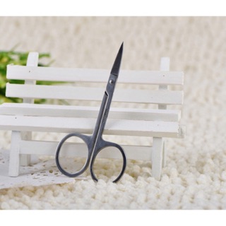 Kéo cắt dùng làm nail