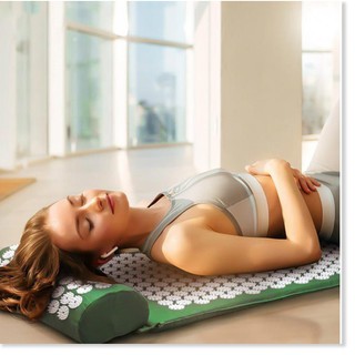 Bộ thảm gối nằm massage huyệt đạo chống đau lưng nhức mỏi